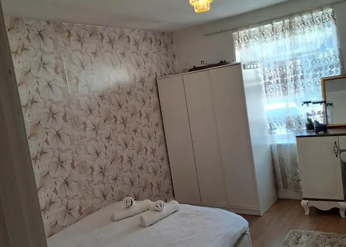 Stylish Self Check-in *